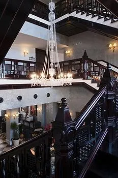 Hotel Portaventura Lucy's Mansion - Includes Unlimited Access & Express Wristband To Portaventura Park & Ferrari Land