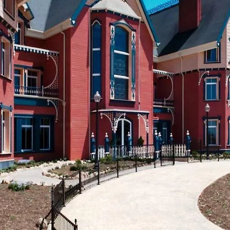 Portaventura Lucy's Mansion - Includes Unlimited Access & Express Wristband To Portaventura Park & Ferrari Land Otel