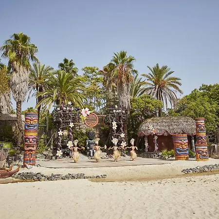 Portaventura Lucy's Mansion - Includes Unlimited Access & Express Wristband To Portaventura Park & Ferrari Land Otel