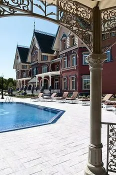 Portaventura Lucy's Mansion - Includes Unlimited Access & Express Wristband To Portaventura Park & Ferrari Land